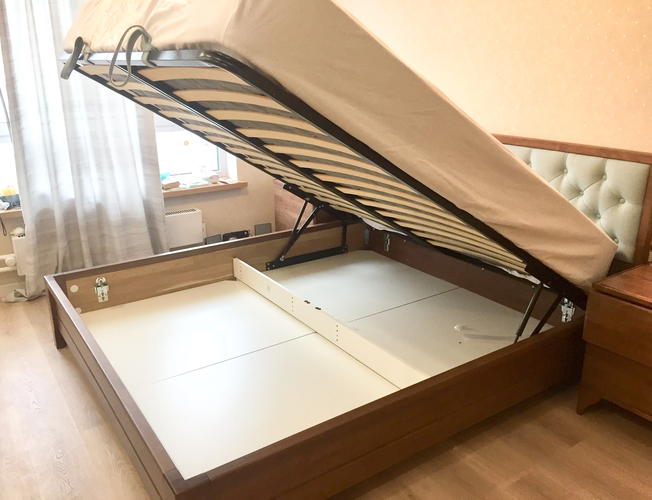 Спальная система Gloria Grate из массива дуба